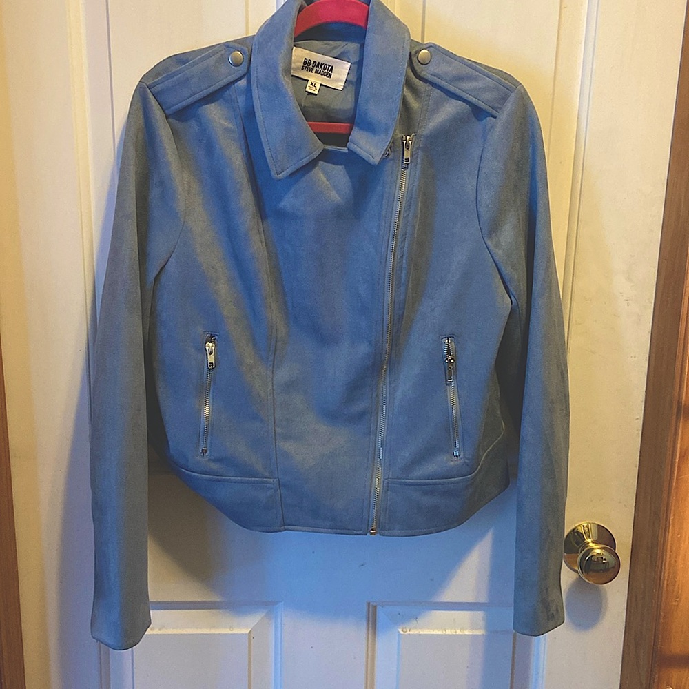 BB Dakota Steve Madden waist coat.